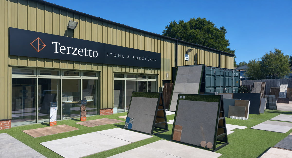 Ecommerce and showroom growth